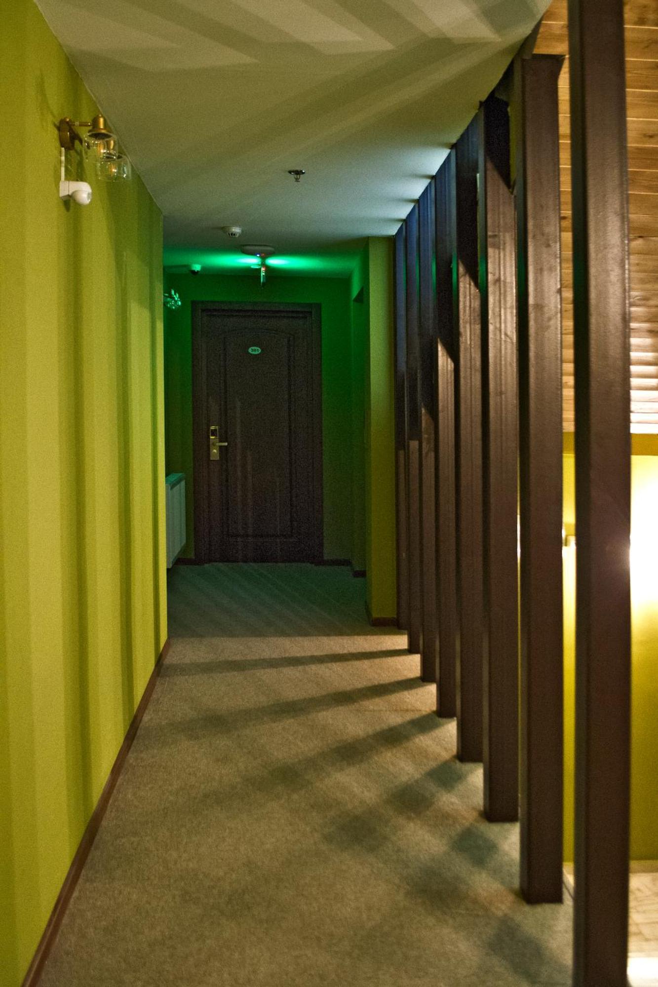 Green Inn Hotel Tiflis Dış mekan fotoğraf