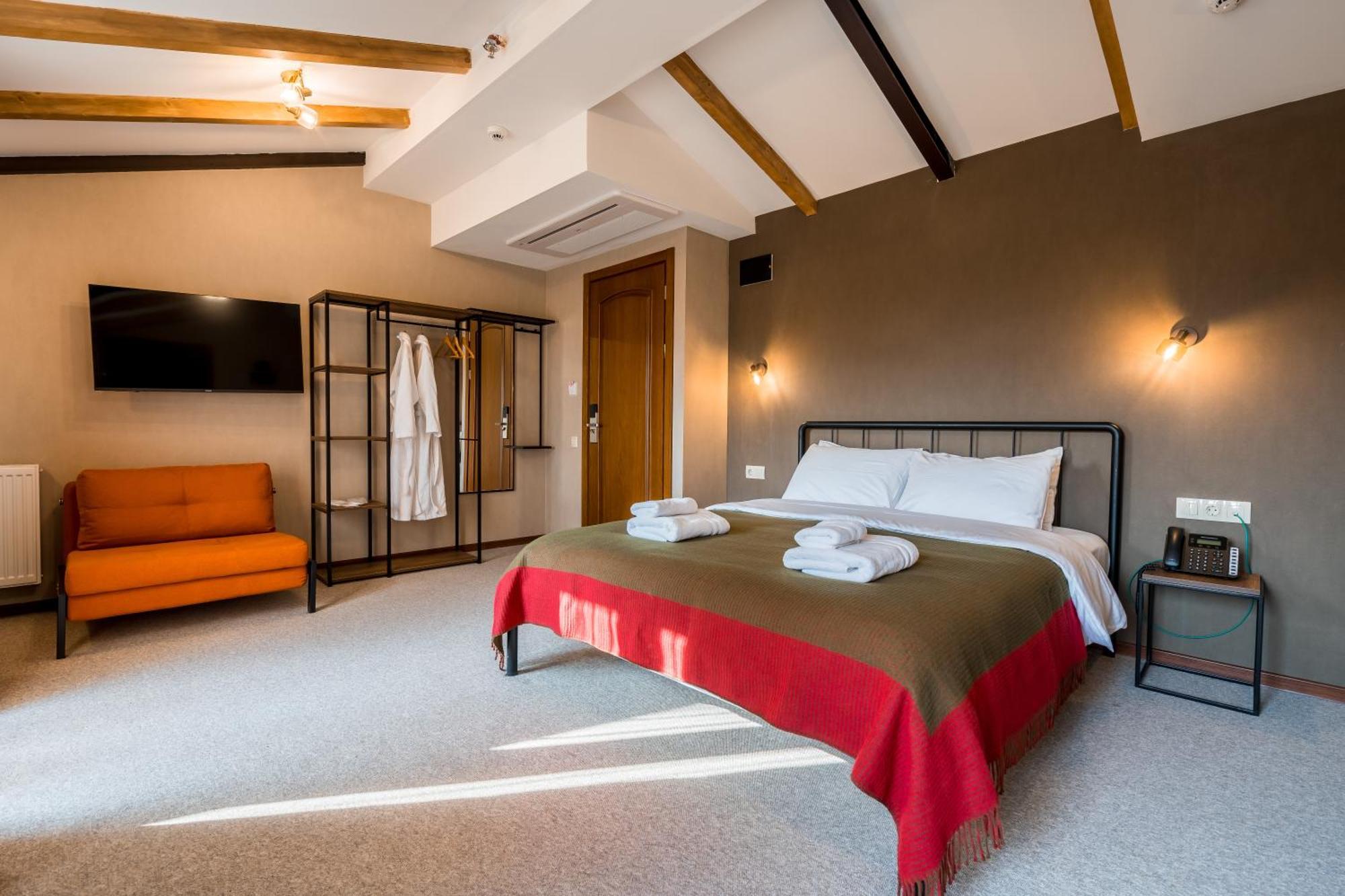 Green Inn Hotel Tiflis Dış mekan fotoğraf