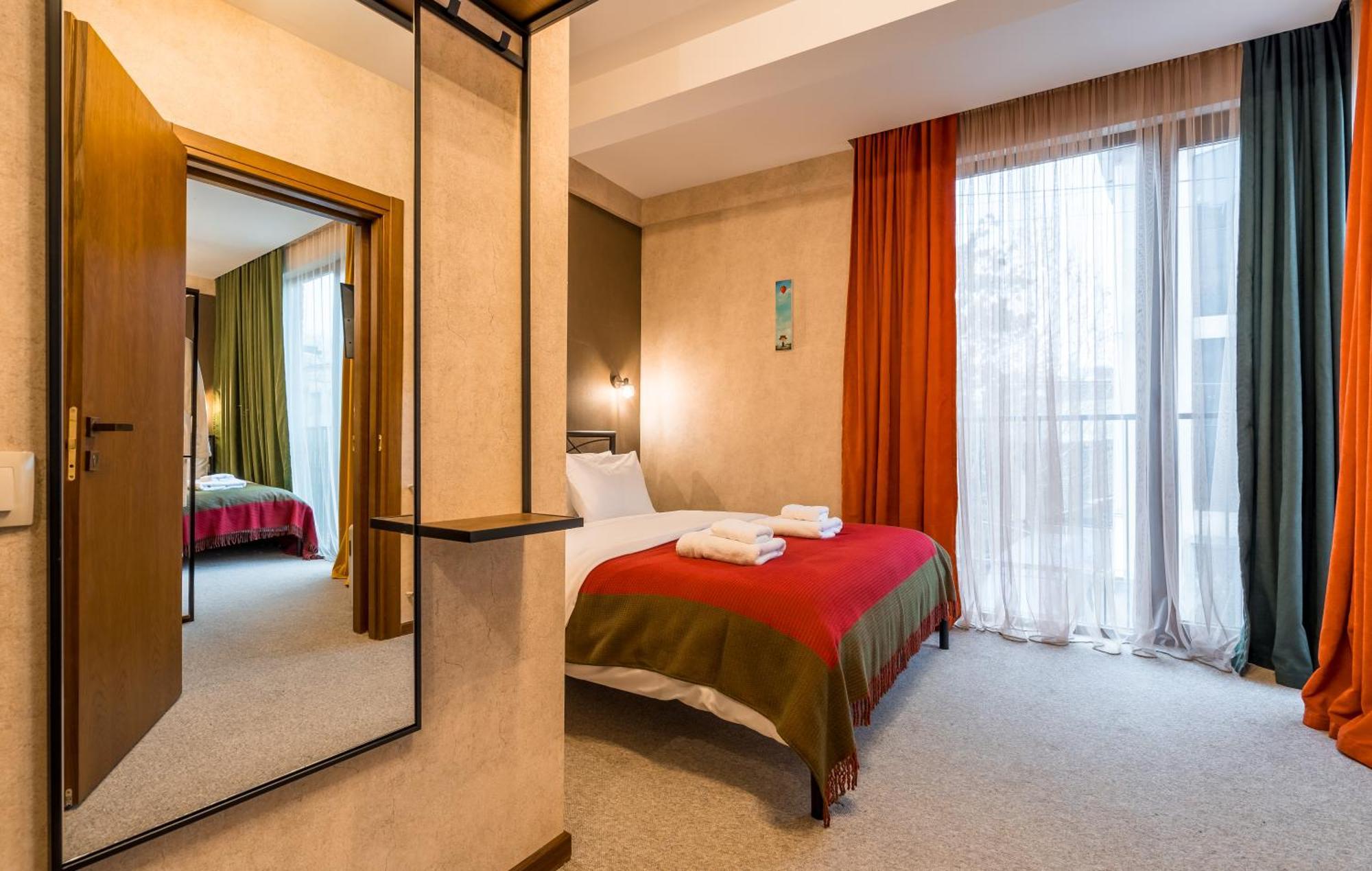 Green Inn Hotel Tiflis Dış mekan fotoğraf