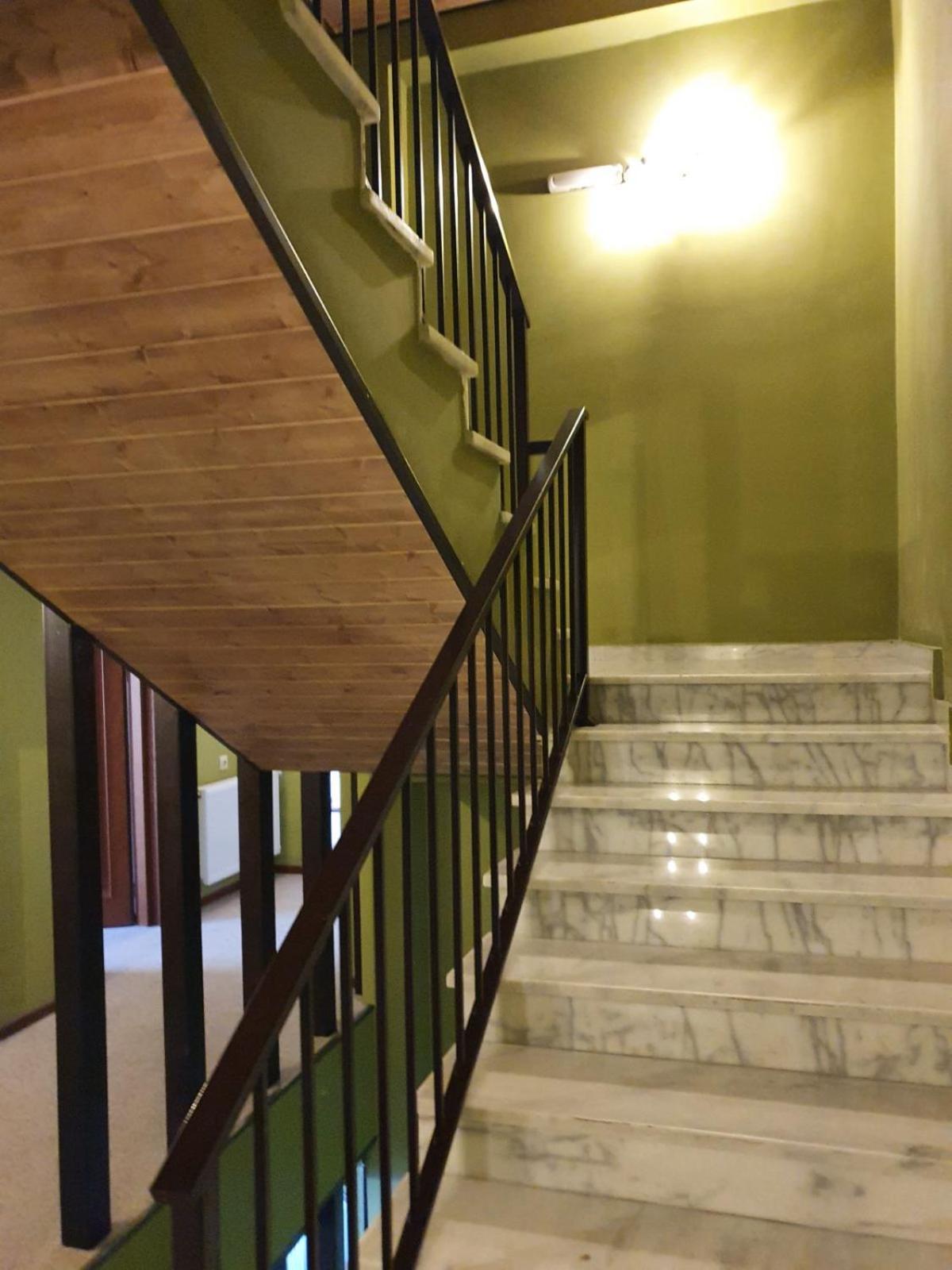 Green Inn Hotel Tiflis Dış mekan fotoğraf